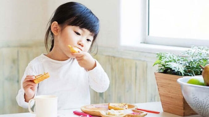 Trẻ em Nhật Bản được khuyến khích lựa chọn và khám phá những món ăn mới Trẻ em Nhật Bản được khuyến khích lựa chọn và khám phá những món ăn mới