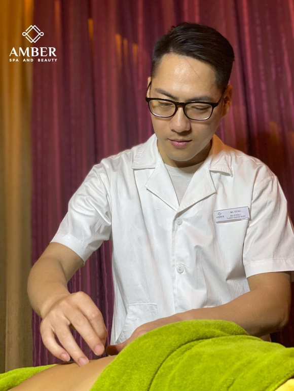 Amber spa & Beauty, Bác sĩ Vũ Anh Tùng, Bấm huyệt