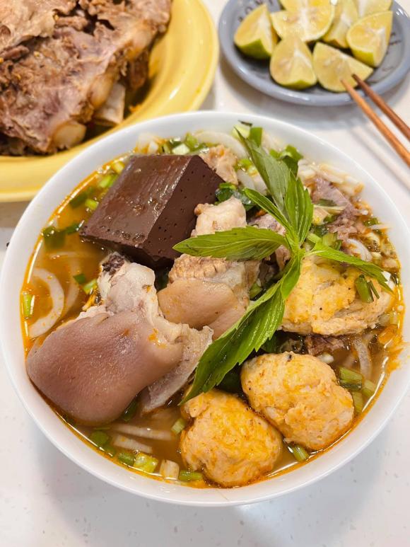 Kiên Hoàng, bún bò Huế, công thức làm bún bò Huế