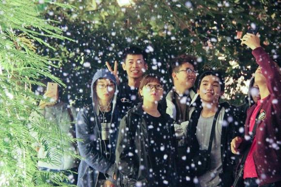 Đại học Thăng Long, Giáng sinh, Noel, Tuyết rơi đêm Giáng sinh ở Hà Nội