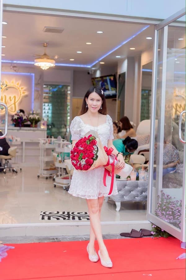 Xuân Nguyễn, Sunny Nail&Spa