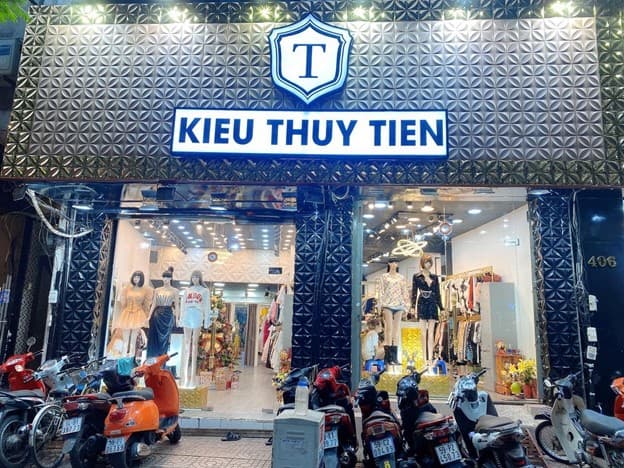 Kiều Thủy Tiên, cửa hàng thời trang, Thời trang nữ