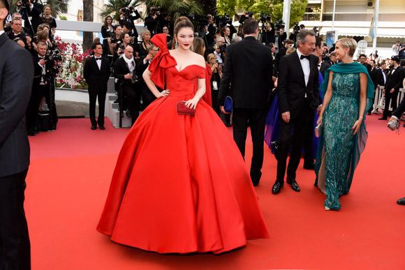 Lý Nhã Kỳ,Lý Nhã Kỳ hóa Công chúa Cinderella,khai mạc LHP Cannes,LHP Cannes 2018