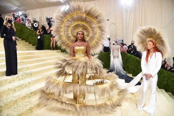 thảm đỏ Met Gala 2021, thời trang sao, sao hollywood