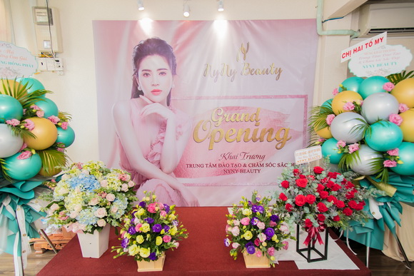 Ny Ny Beauty Spa, Tố Ny