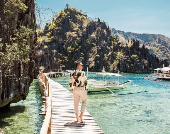 Ông trùm chân dài vũ khắc tiệp,ông bầu vũ khắc tiệp,vũ khắc tiệp du lịch đảo palawan,sao việt