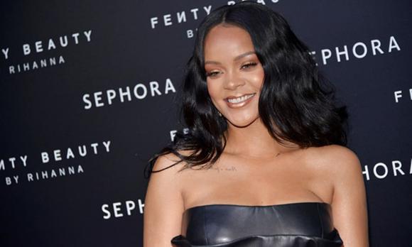 Rihanna, ca sĩ giàu nhất thế giới, sao âu mỹ