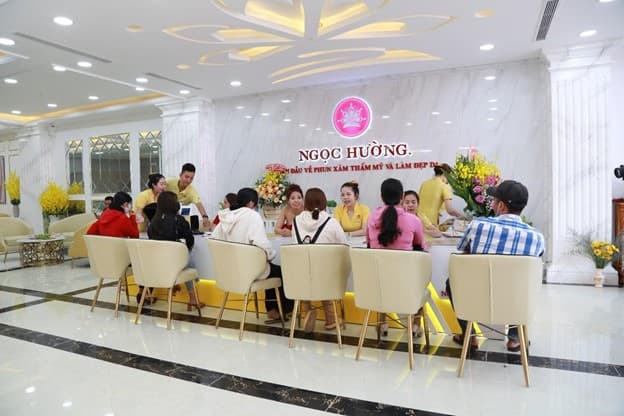 Thẩm mỹ viện Ngọc Hường, phun xăm, làm đẹp da