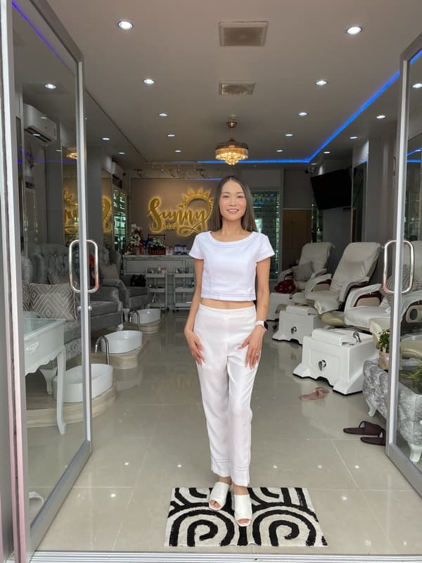 Xuân Nguyễn, Sunny Nail&Spa